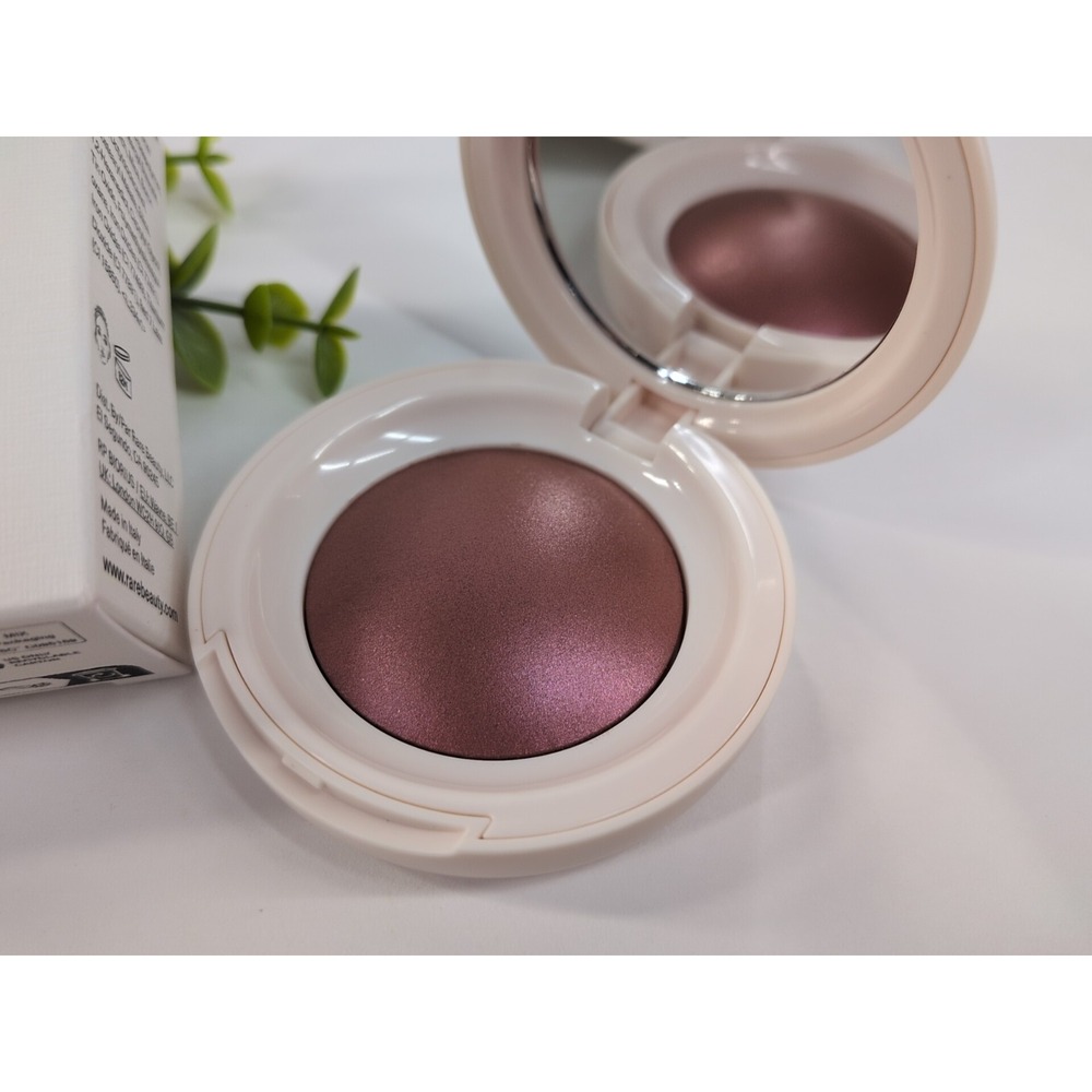 NIB!😍Rare Beauty by Selena Gomez Soft Pinch Luminous Powder Blush TRUTH Shade - Picture 2 of 4
